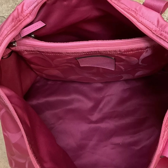 Coach Pink Travel Tote Bag with Monogram Pattern - Picture 4 of 16